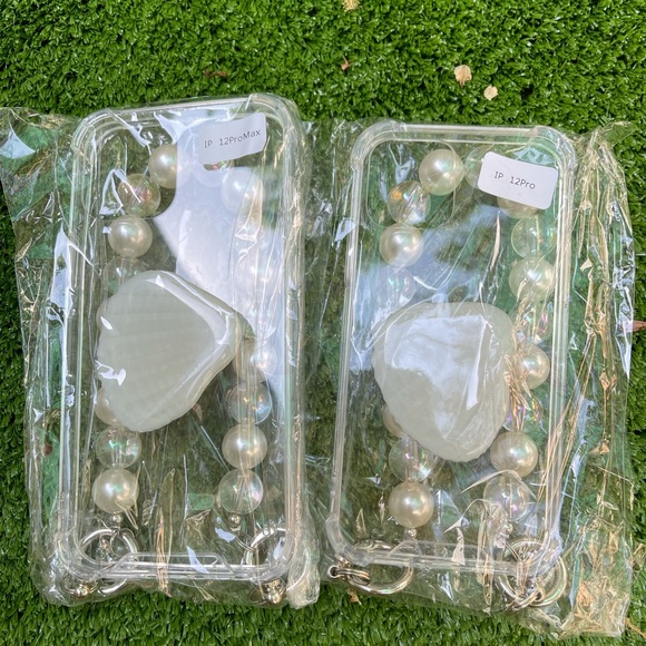 iPhone 12 Pro/Pro Max Pearl Shell Case - Picture 12 of 12